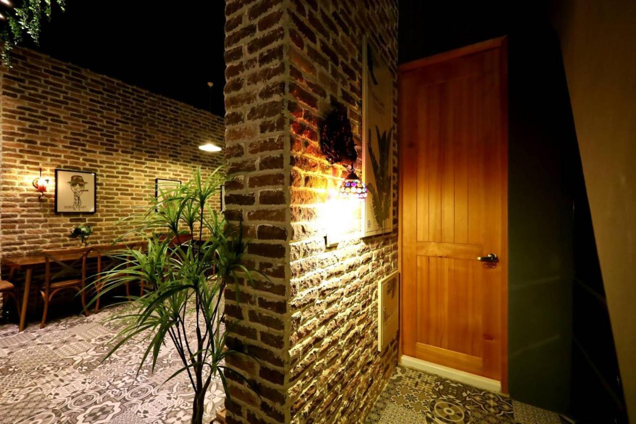 Penghu Lucai B&B 旅采民宿 Magong Exteriör bild