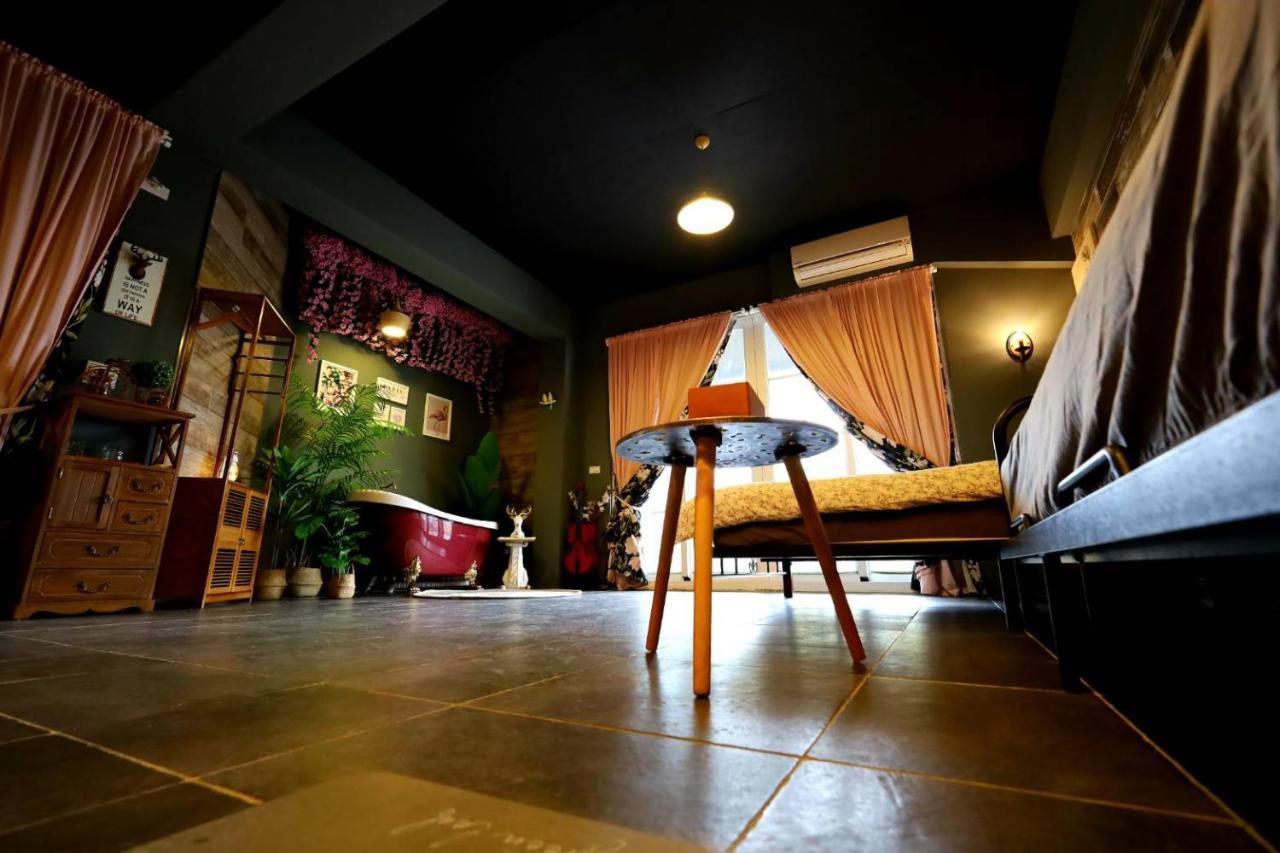 Penghu Lucai B&B 旅采民宿 Magong Exteriör bild